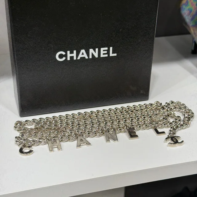 Chanel Chain Necklace/Belt in Silver from Revivre Luxury Consignment