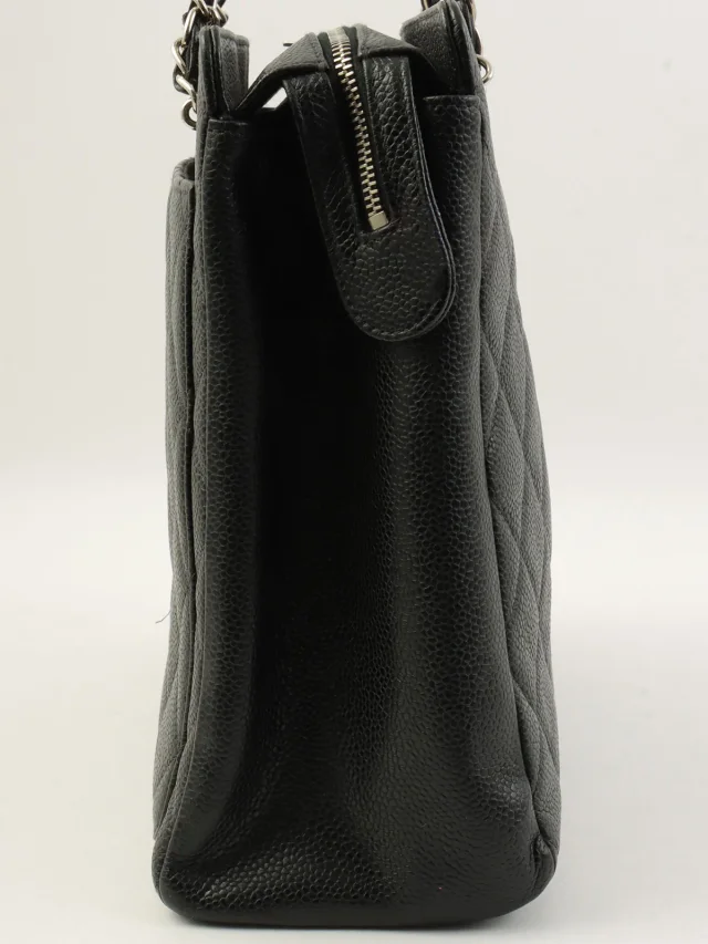 Chanel Caviar skin CC mark stitch tote bag, black, made around 2000 in Black Caviar leather from VINTAGE QOO TOKYO, photo 4 of 12