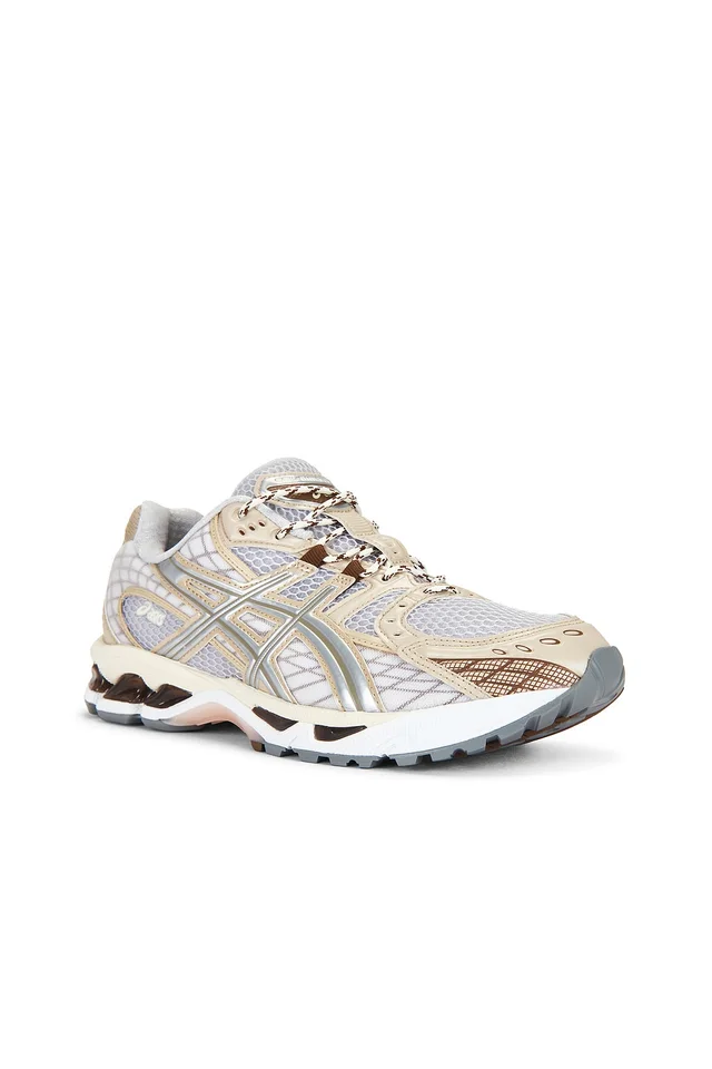 Asics Gel-Nimbus 10.1 in Concrete & Feather Grey, photo 2 of 6 from REVOLVE (Canada)