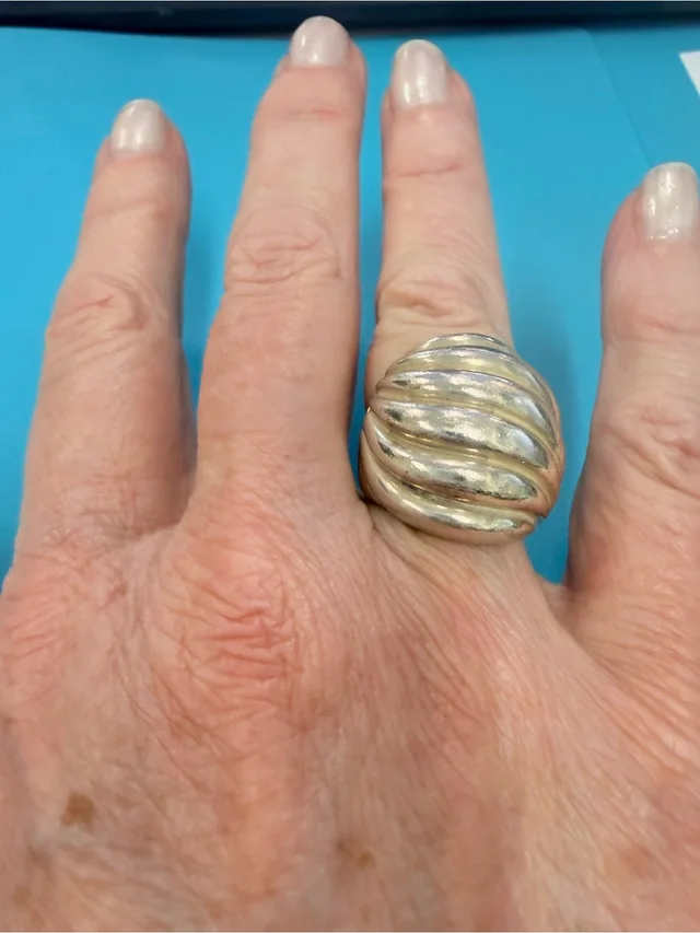 David Yurman Size 7 Two-Tone Wave Sculpted Silver Ring With 750 Gold Accent in silver|gold|gray from Poshmark