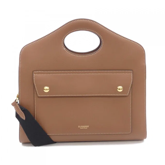 Burberry Leather Shoulder Bag in Leather from LuxUness