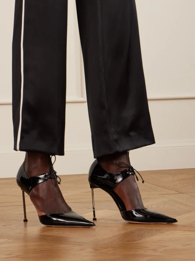 TOM FORD Patent-leather pumps in Black, photo 2 of 2 from NET-A-PORTER (Canada)