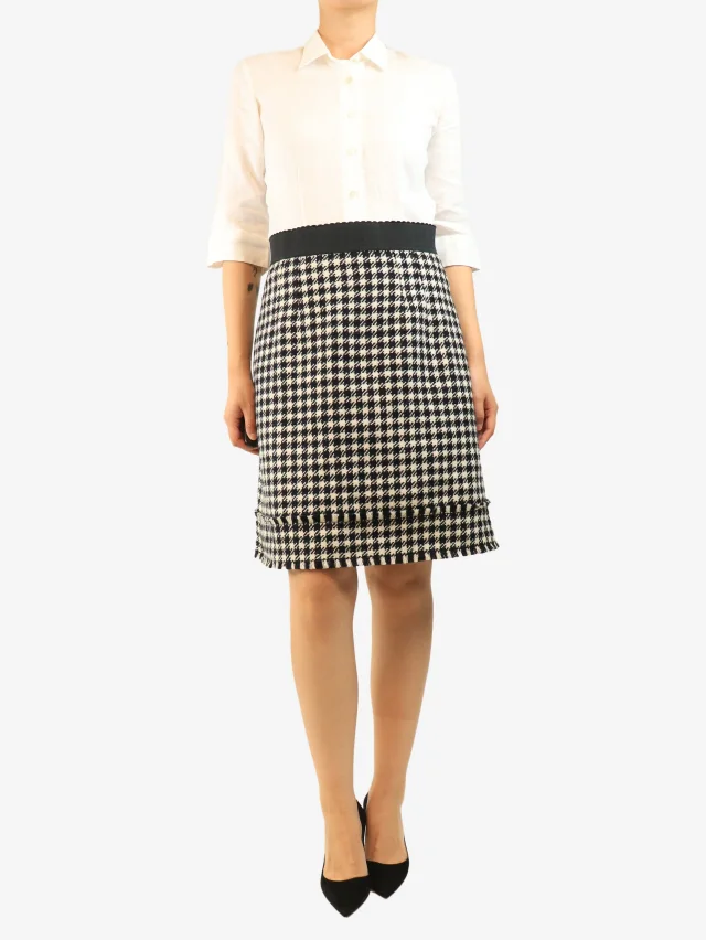 Dolce & Gabbana Black and white houndstooth skirt - size UK 12 in Black Wool from Sign of the Times, photo 2 of 3