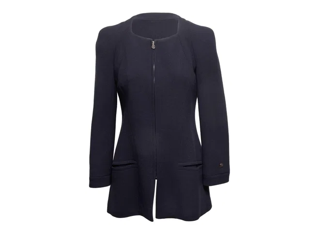 Vintage Navy Chanel Boutique Fall/Winter 1997 Wool Jacket Size FR 42 in Navy Wool from Designer Revival