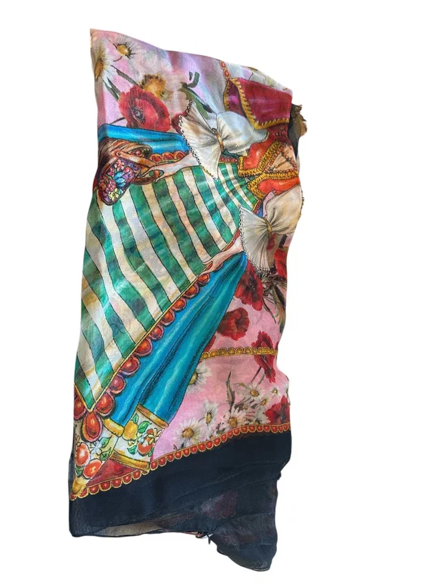 Dolce & Gabbana Scarf Silk Multicolour DG lady in Silk from Luxury Promise