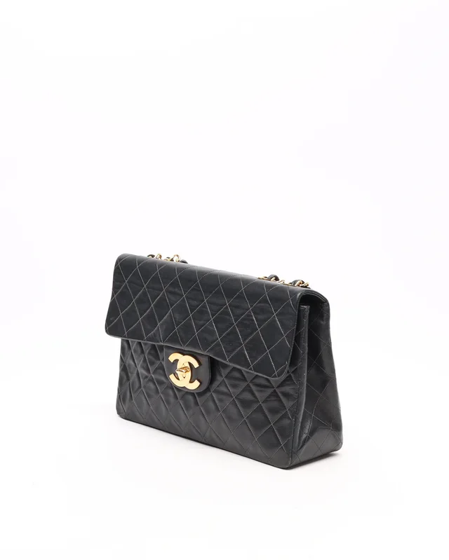 Chanel Classic Maxi Single Flap Bag in Leather from A Retro Tale, photo 2 of 8