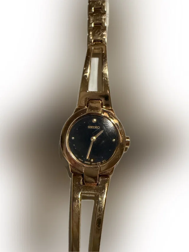 Seiko Gold Plated Bracelet Watch With Black Dial in gold|black from Poshmark