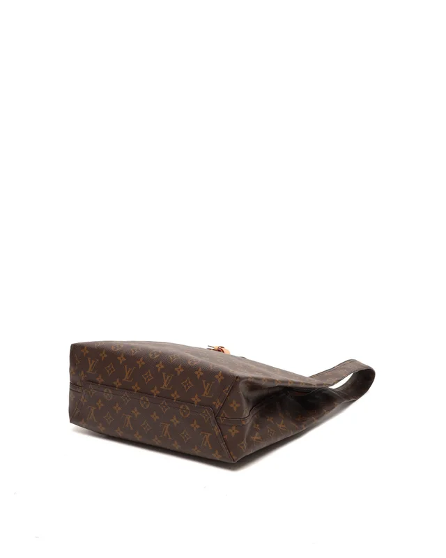Louis Vuitton Monogram Atlantis GM Bag in Coated canvas from A Retro Tale, photo 5 of 7