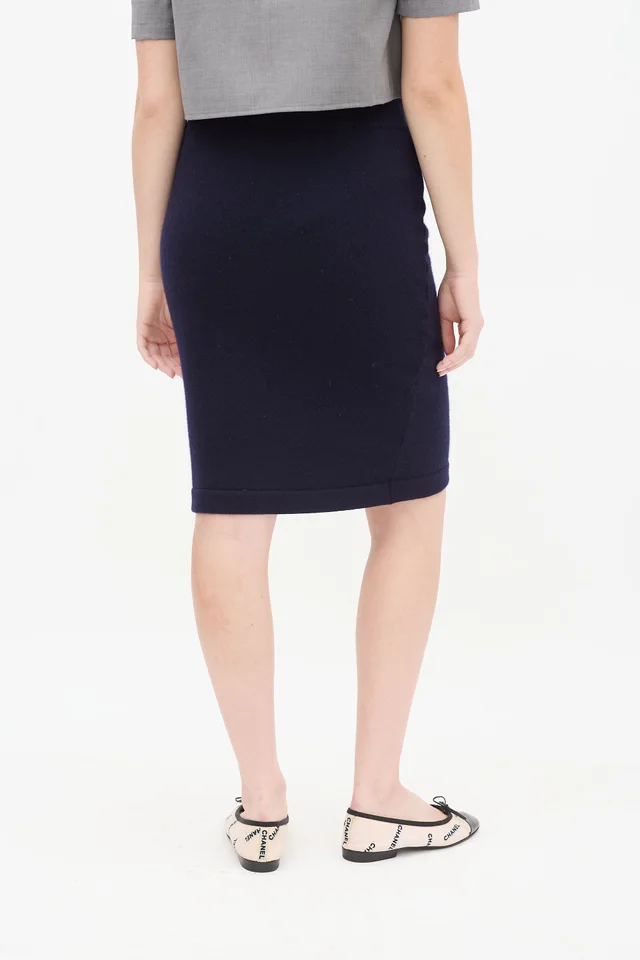 Chanel Cashmere Midi Pencil Skirt in Cashmere from VSP Consignment, photo 2 of 2