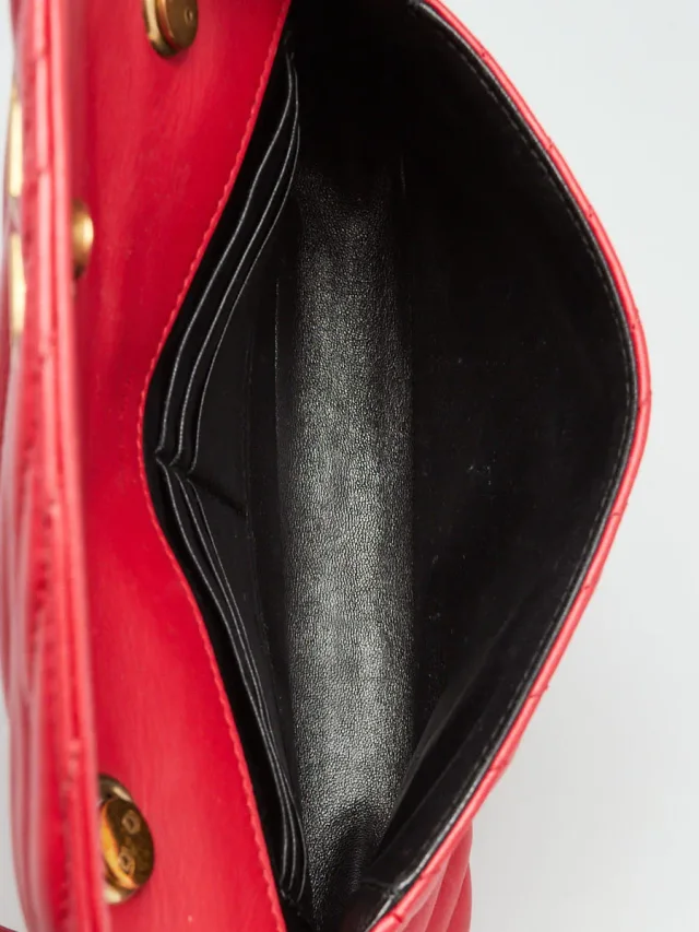 Balenciaga Red Quilted Embossed Leather BB Chain Round Small Flap Bag in Red Leather from Yoogis, photo 9 of 12