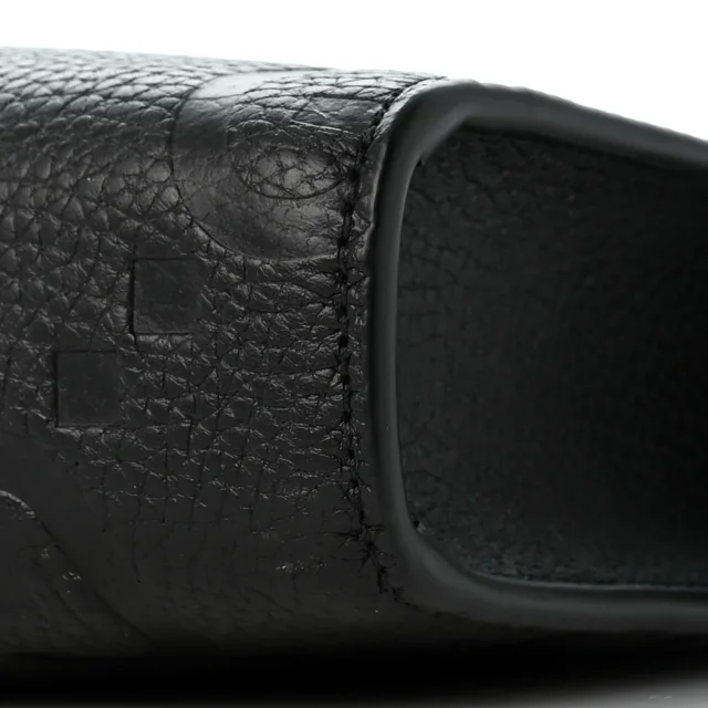 Gucci Monogram Jumbo GG Textured Dollar Calfskin Crossbody Bag Black in Black Calfskin from FASHIONPHILE, photo 9 of 9