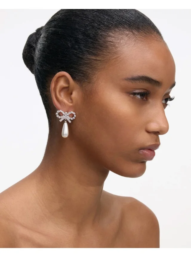 Self-portrait Earrings 'RS26631EPPEARL' with Bow and Pearl Pendant in Silver Color for Women in 100% Copper, photo 5 of 6 from Gaudenzi Boutique