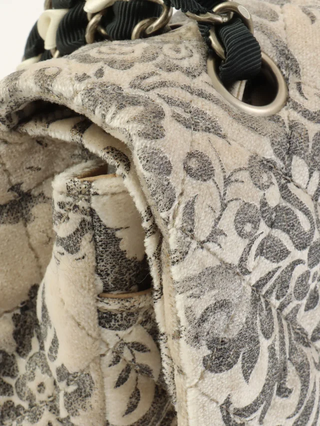 Chanel Circa 2009 Velour Flower Pattern Classic Flap Chain Bag 25cm in Velvet from VINTAGE QOO TOKYO, photo 18 of 20