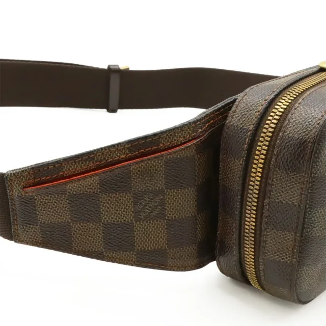 Louis Vuitton Damier Waist Bag in Brown Canvas from LuxUness, photo 4 of 9