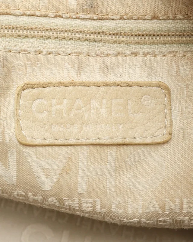 Chanel Caviar Chocolate Bar LAX Handle Bag in Brown Caviar leather from A Retro Tale, photo 9 of 11