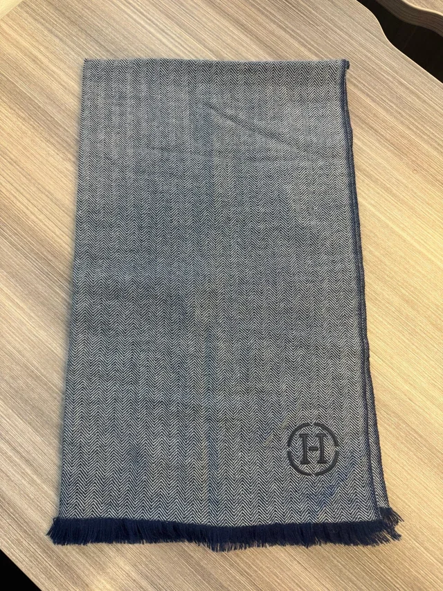 Hermès Cashmere Scarf - Navy & Grey Herringbone in Navy Cashmere from Luxury Promise