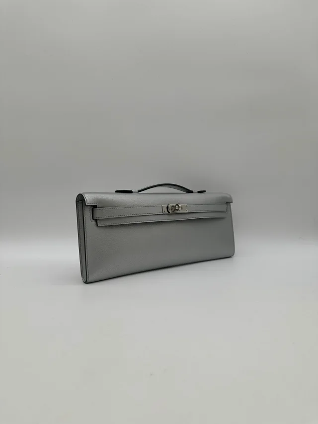 Hermès Kelly Cut Argent Chevre Palladium Hardware in Silver Goatskin from Luxury Promise, photo 4 of 9