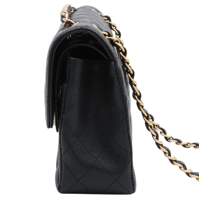 Chanel 2019年頃製 キャビアスキンクラシックフラップチェーンバッグ23cm ブラック from VINTAGE QOO TOKYO, photo 2 of 2