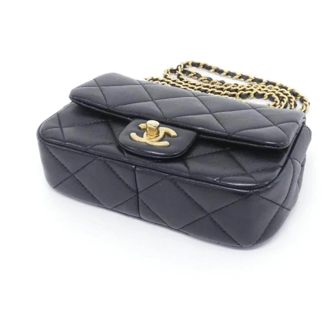 Chanel Shoulder Bag in Black Lambskin from LuxUness, photo 3 of 7