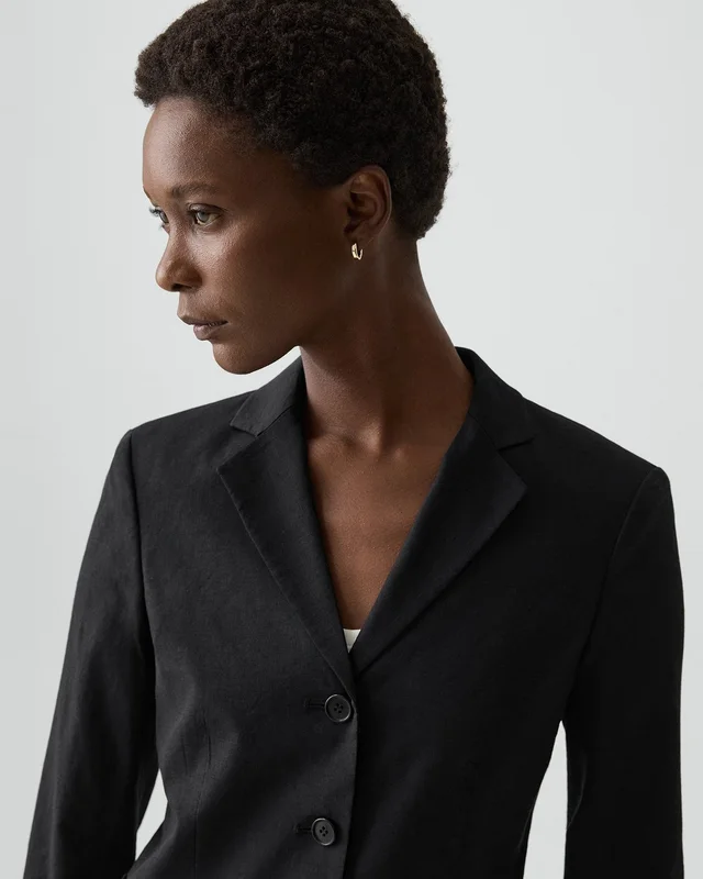 Theory Shrunken Three-Button Blazer in Good Linen, photo 5 of 6 from Theory