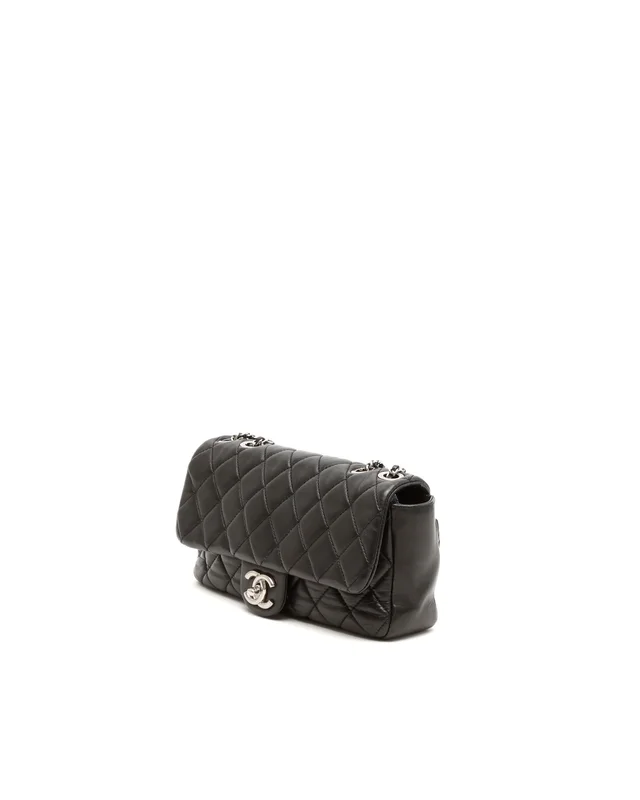 Chanel Single Flap Bag in Leather from A Retro Tale, photo 2 of 11