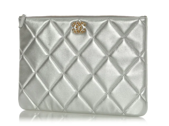 Chanel Large Metallic Silver Quilted Lambskin O Case in Silver Lambskin from Ann's Fabulous Finds, photo 2 of 9