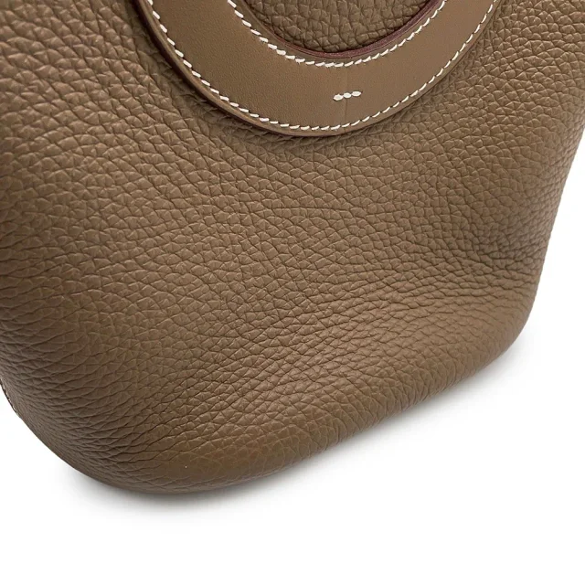 Hermès In the loop Etoupe Taurillon Clemence Swift Leather Size 18 in Taupe Clemence leather from GALLERY RARE, photo 6 of 14
