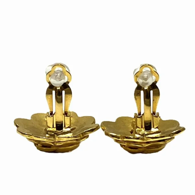 Chanel Vintage Earrings in Gold Brass from LuxUness, photo 4 of 9