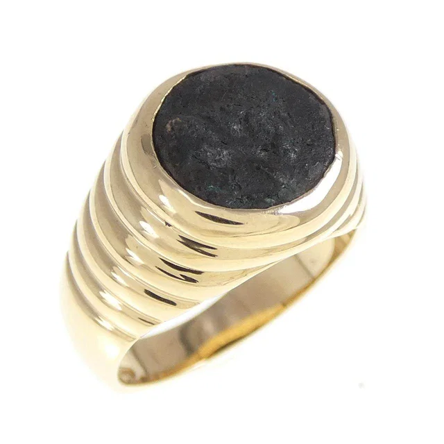 Bvlgari Monete 750 Ring Size 9 from LuxUness