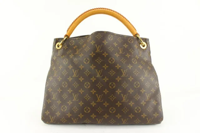 Louis Vuitton Monogram Artsy MM Hobo in Canvas from Bagriculture