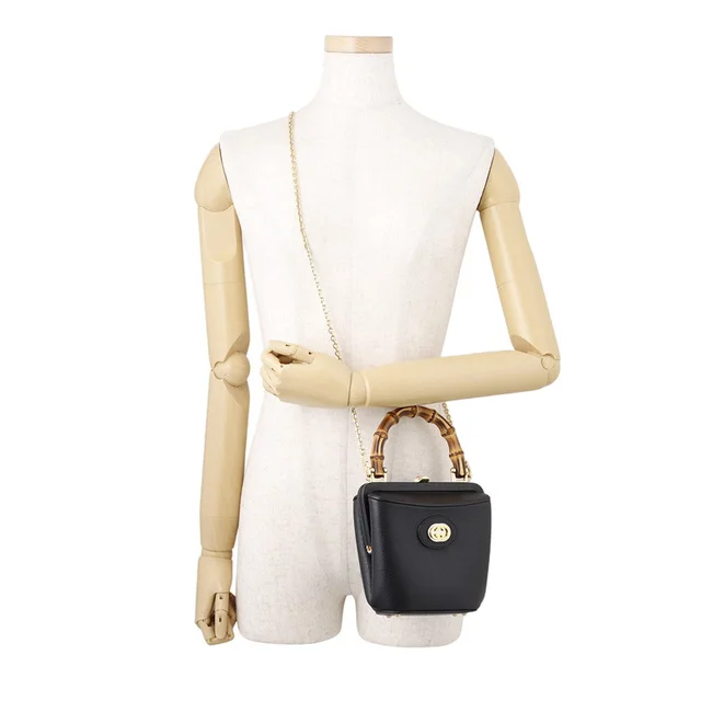 Gucci Bamboo Handbag Black616436 Leather in Leather from GALLERY RARE, photo 2 of 2