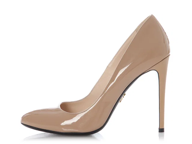 Prada Beige Patent Pumps in Beige Patent leather from Ann's Fabulous Finds