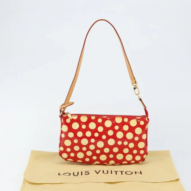 Louis Vuitton Pochette Accessoires Yayoi Kusama Painted Dots Monogram Vernis Red Patent_leather Bag in Red Patent leather from HEWI, photo 14 of 23