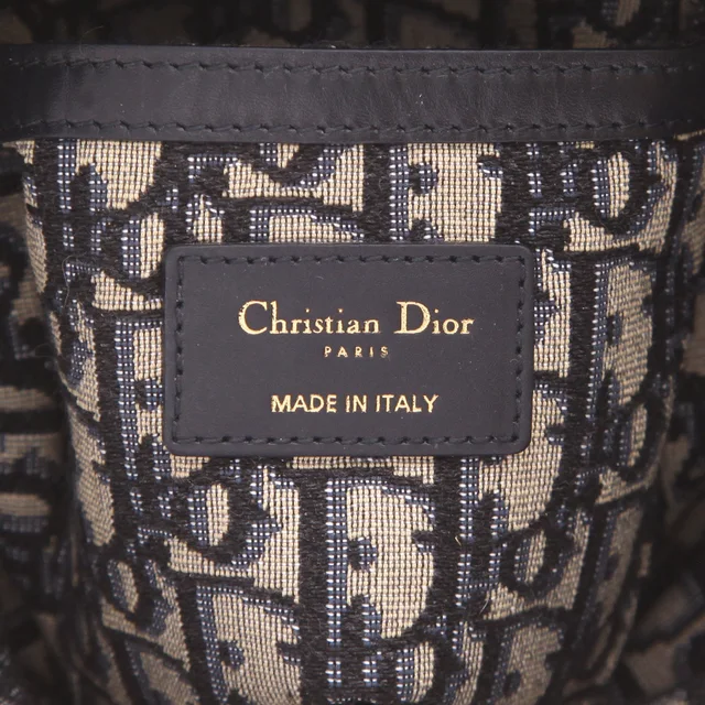 Dior Bucket handbag in beige wicker, canvas and Bleu Marine leather in Beige Canvas from Collector Square, photo 4 of 4