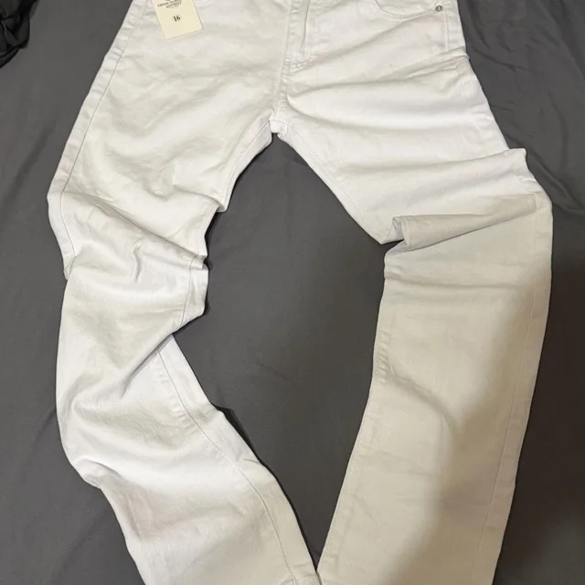 FRED Women's Jeans - Grey/White - 16 from Depop