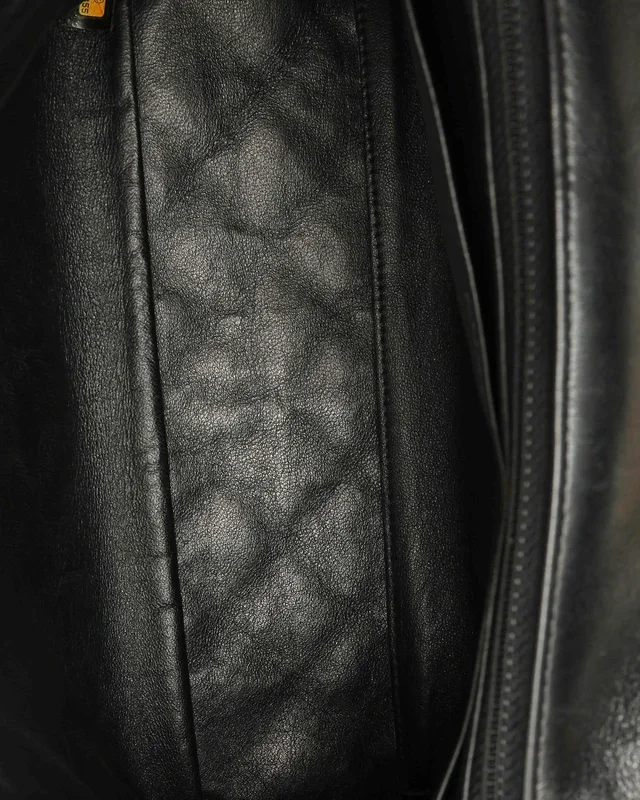 Chanel 2.55 Reissue Single Flap Bag in Leather from A Retro Tale, photo 9 of 10