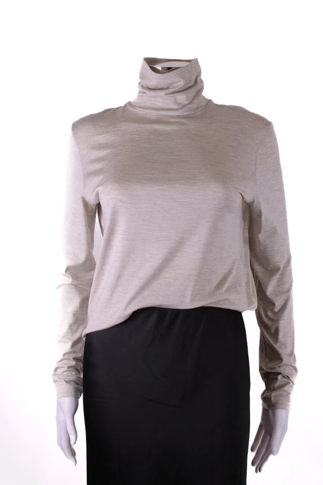 Hermès L/S Turtle Neck Top Grey 10 in Grey Silk from Luxury Promise
