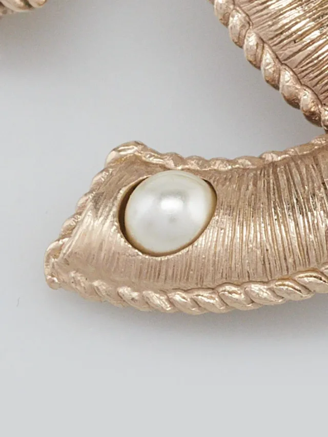 Chanel Gold and Faux Pearl Textured CC Brooch in Gold from Yoogis, photo 3 of 9