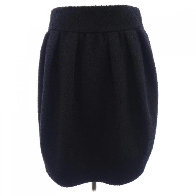 Chanel 25K Skirt Black 38 in Black from The Reluxe