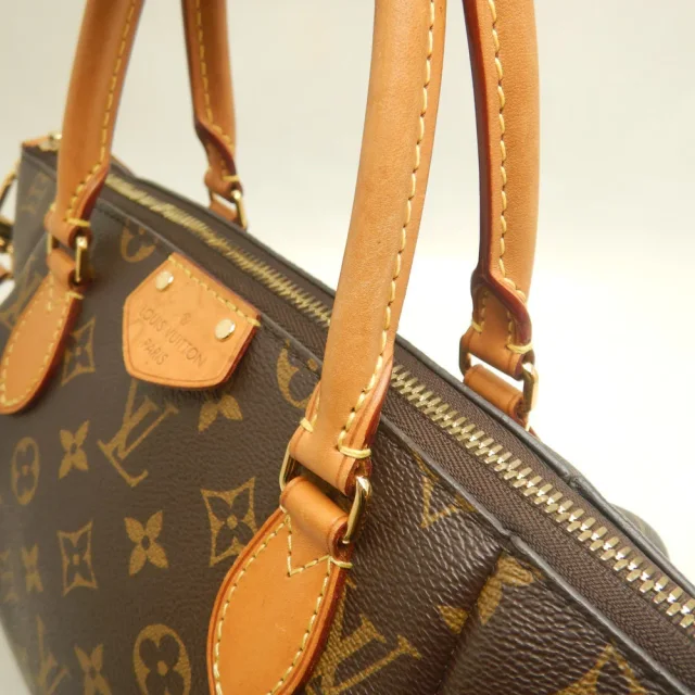 Louis Vuitton Turenne Monogram Handbag in Brown Canvas from LuxUness, photo 8 of 19