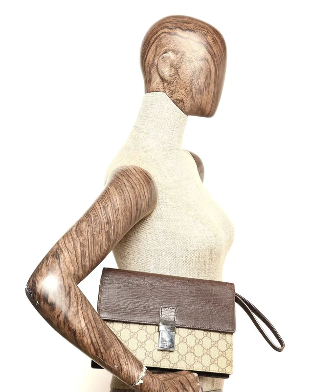 Gucci GG Clutch Bag in Canvas from A Retro Tale, photo 11 of 11