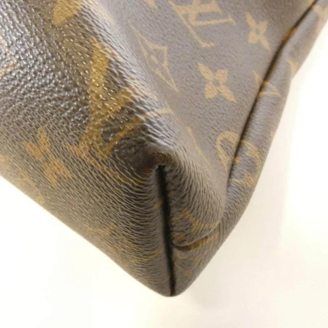 Louis Vuitton Lockit Chain Monogram Bag in Brown Canvas from LuxUness, photo 2 of 8