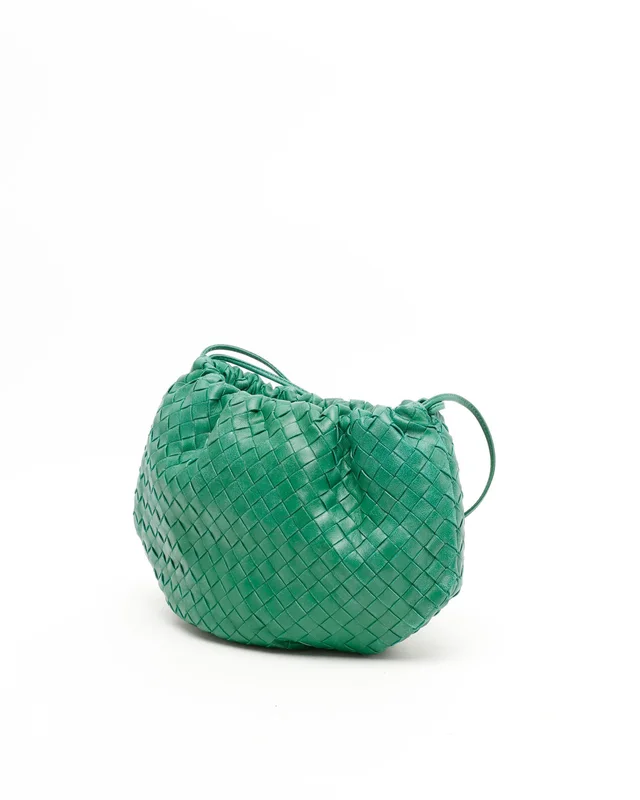 Bottega Veneta Intrecciato Small The Valve Shoulder Bag in Woven leather from A Retro Tale, photo 2 of 9