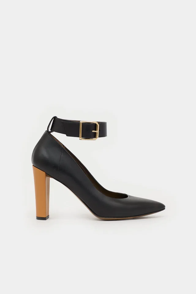 Marni Leather Block Pump in Leather from VSP Consignment