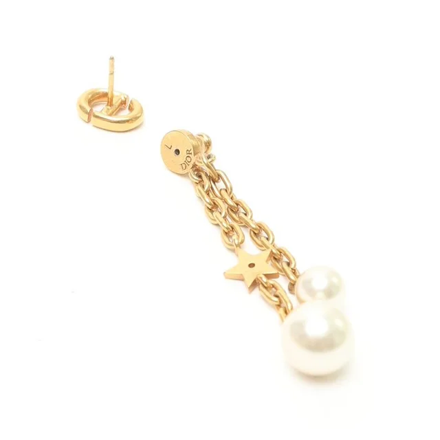 Dior CD Pearl Drop Earrings from A Retro Tale, photo 3 of 3