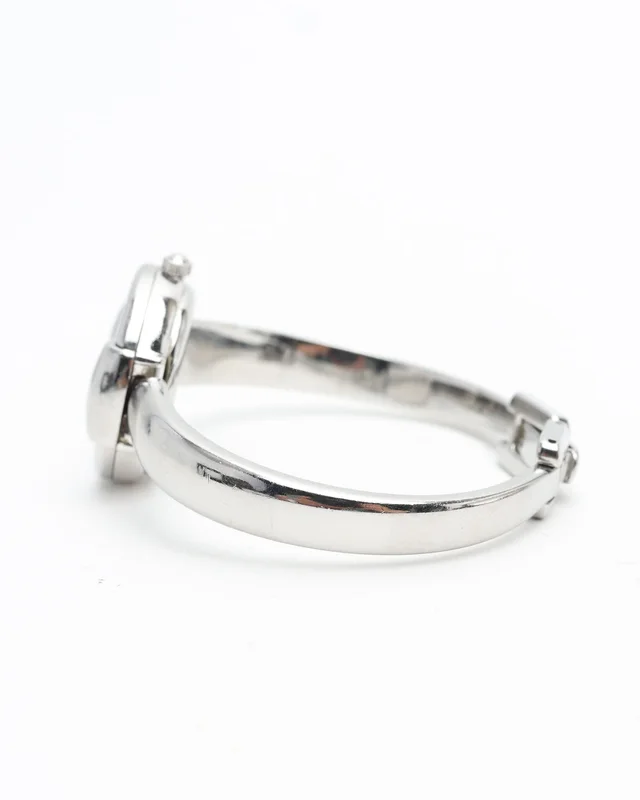 Gucci 1400L Bangle 26mm Watch from A Retro Tale, photo 7 of 8