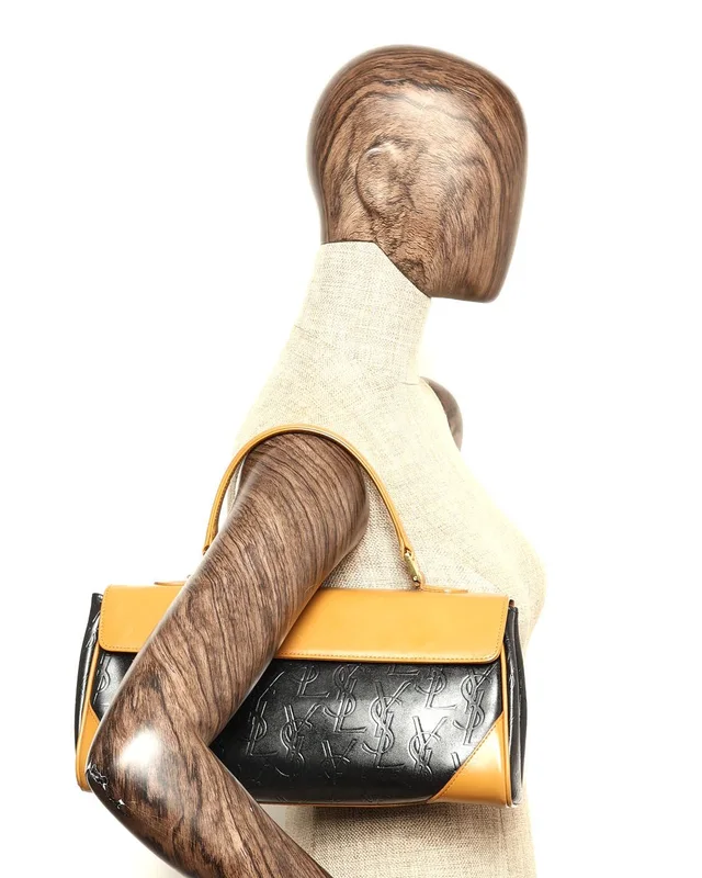 Saint Laurent Yves Flap Bag in Leather from A Retro Tale, photo 10 of 10