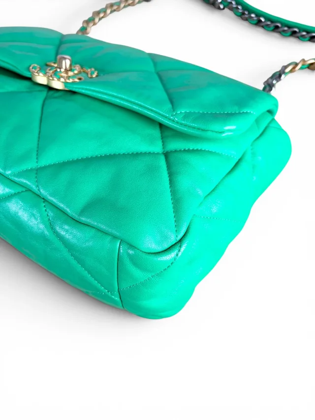 Green Lambskin Chanel 19 Large in Green Lambskin from Season 2 Consign, photo 9 of 10