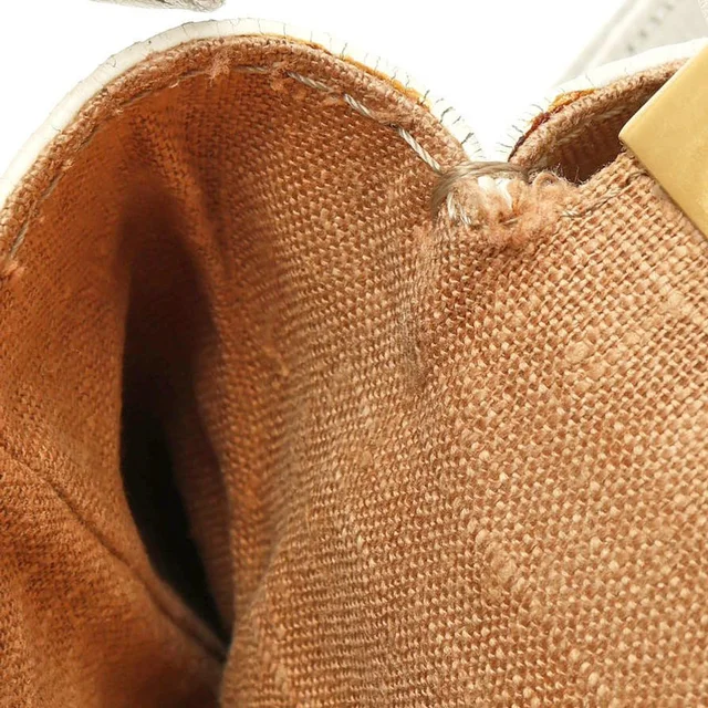 Fendi Medium Peekaboo Bag in Caviar leather from A Retro Tale, photo 6 of 10