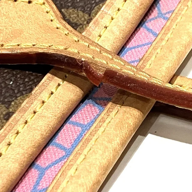 Louis Vuitton Neverfull Monogram Tote Limited in Brown Canvas from LuxUness, photo 8 of 9